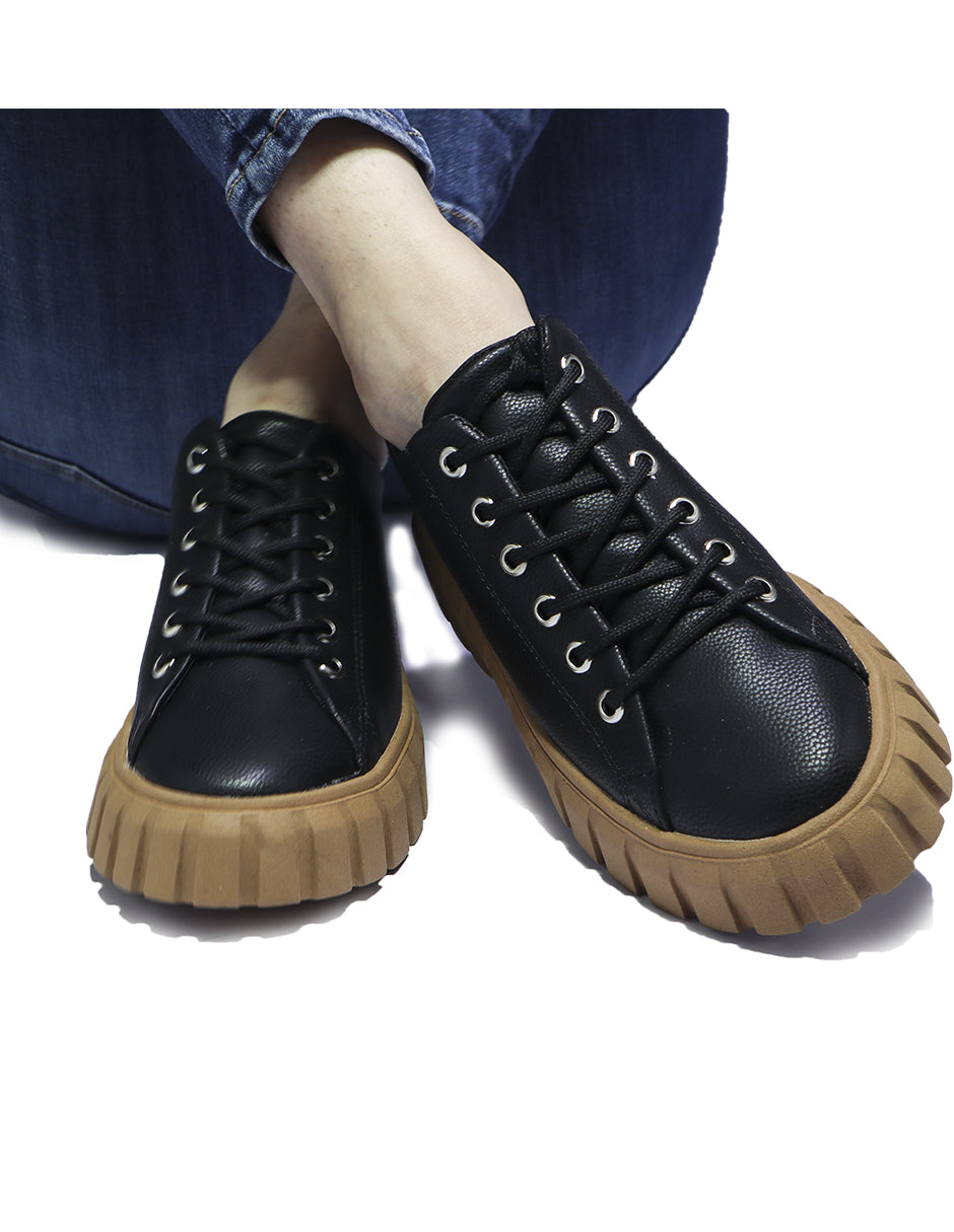 Valeria Queen Bee Tennis Shoes