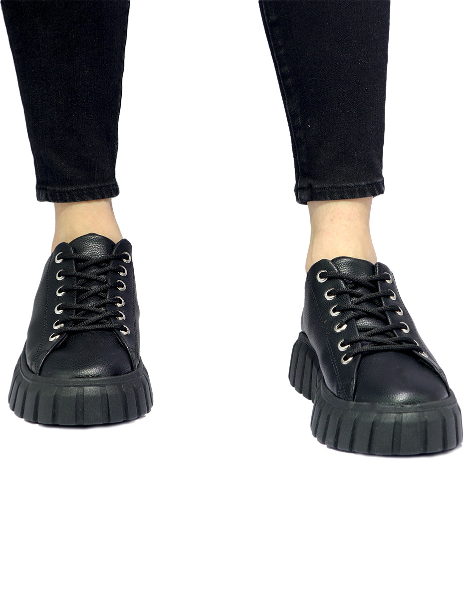 Valeria Queen Bee Tennis Shoes